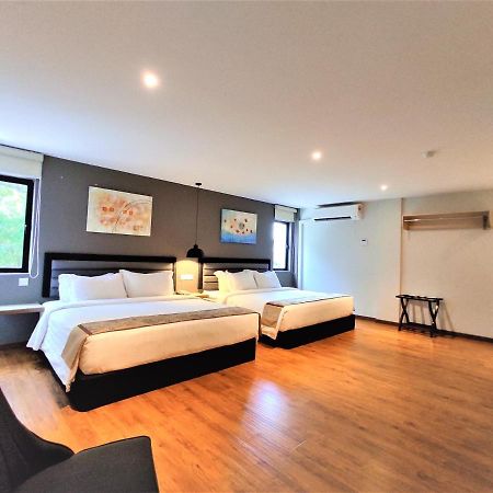 Apple Suites Hotel Sitiawan Ngoại thất bức ảnh